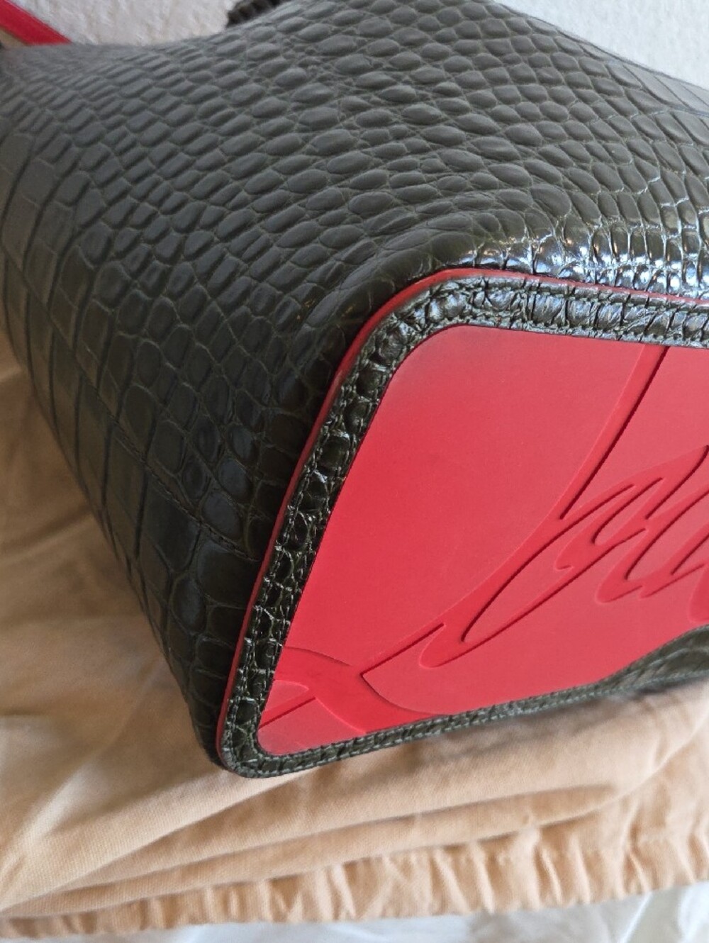 Christian Louboutin Cabarock Crocodile Embossed Tote with Red Lining - Picture 7 of 12
